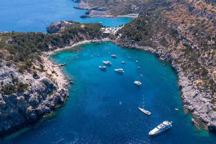 Anthony Quinn bay cruise