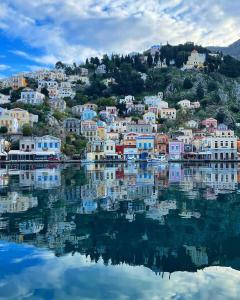 symi town